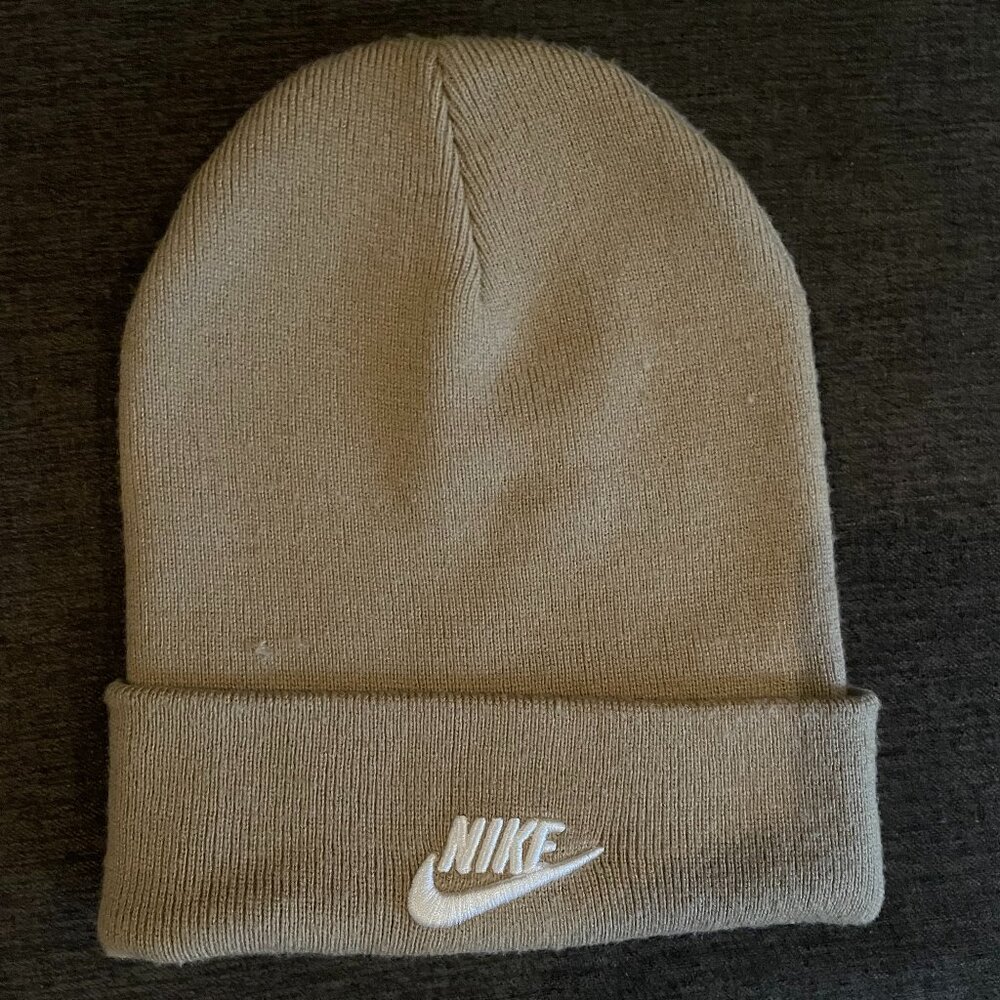 Nike Futura Beanie (tan, brand new)